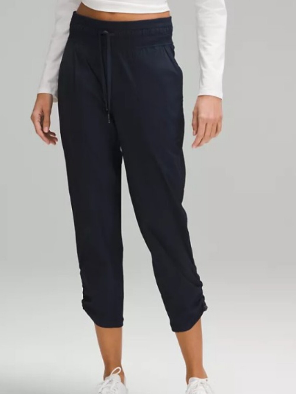 lululemon Women's Navy Cropped Drawstring Jogger Pants